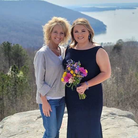 Meet your Posher, Haley - Picture 1 of 1